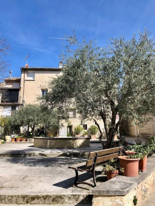 Logement Neuf, Tout Confort, Au Coeur Du Village Saint Didier  Bagian luar foto