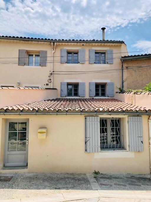 Logement Neuf, Tout Confort, Au Coeur Du Village Saint Didier  Bagian luar foto